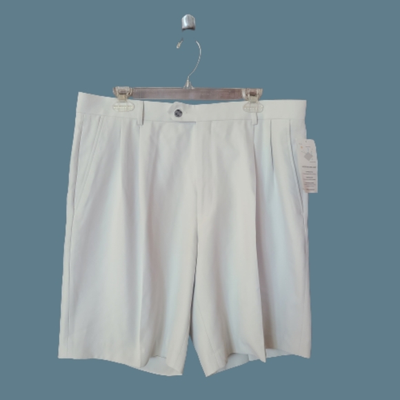 NWT PGA Tour Double Pleated Golf Short with Active Waistband - Picture 1 of 4
